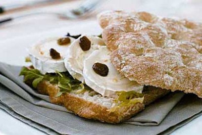 Foccacia with goat cheese and raisins